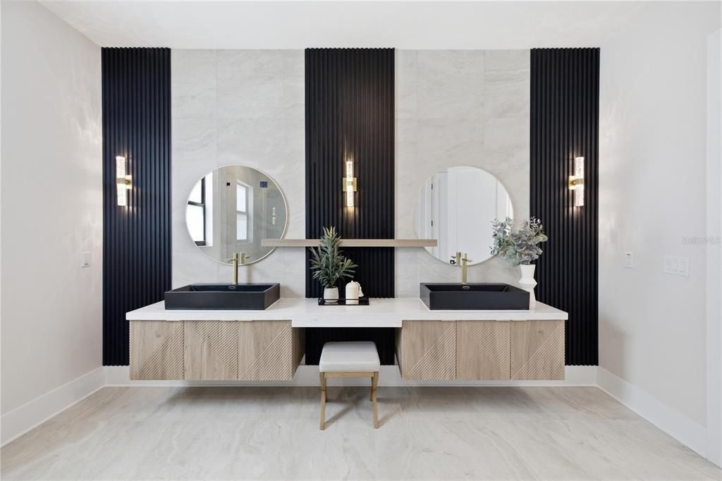 For Sale: $1,650,000 (5 beds, 4 baths, 3513 Square Feet)
