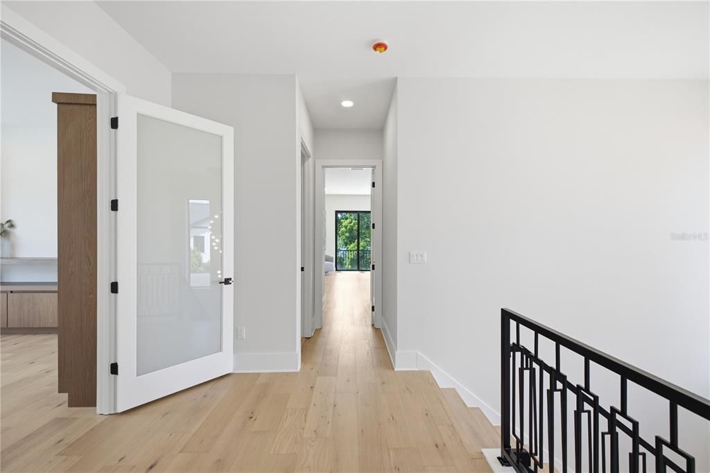 For Sale: $1,650,000 (5 beds, 4 baths, 3513 Square Feet)