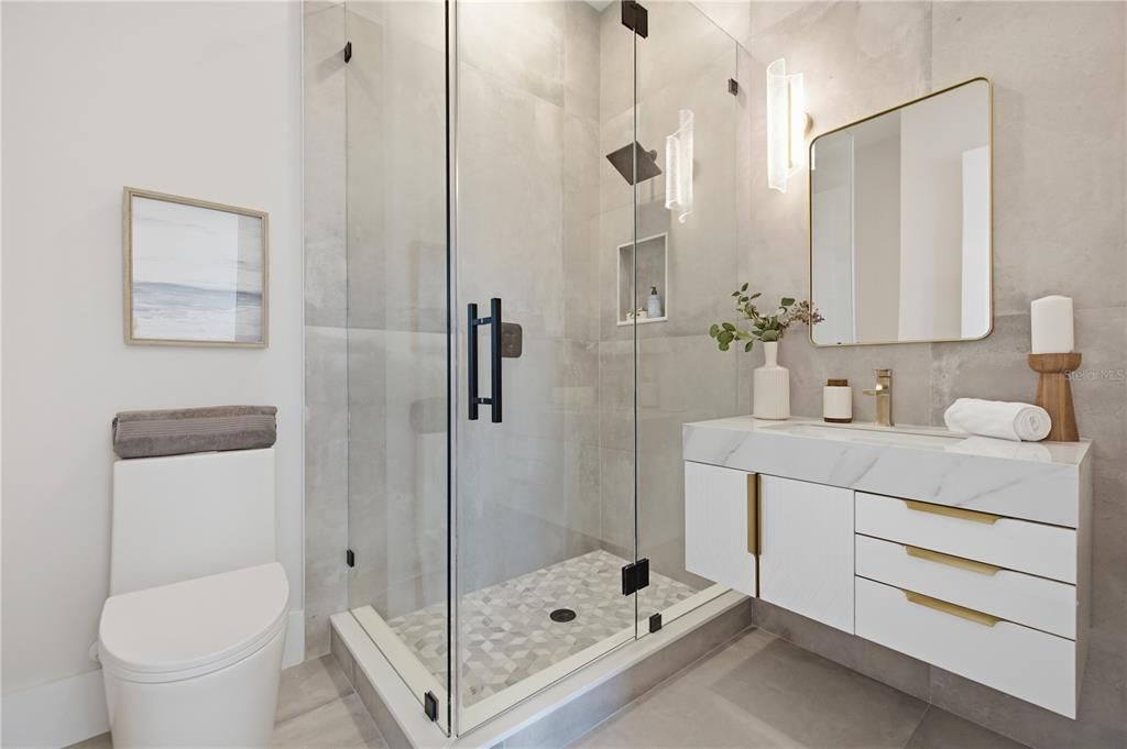 For Sale: $1,650,000 (5 beds, 4 baths, 3513 Square Feet)