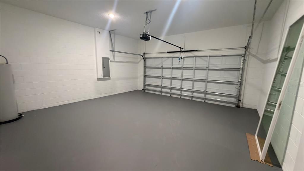 For Rent: $2,200 (4 beds, 3 baths, 1896 Square Feet)