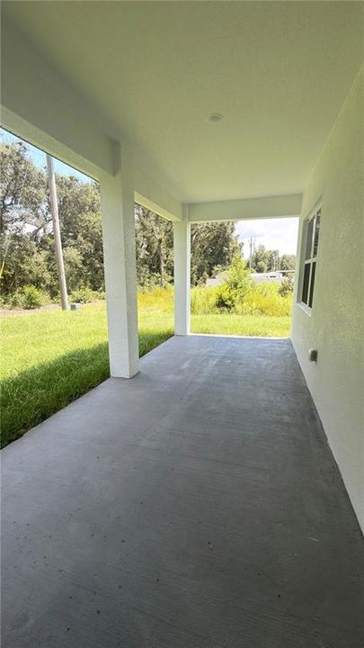 For Rent: $2,200 (4 beds, 3 baths, 1896 Square Feet)