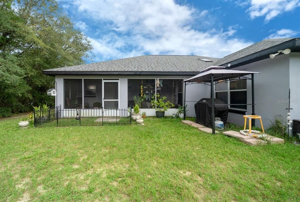 For Sale: $299,900 (3 beds, 2 baths, 1790 Square Feet)