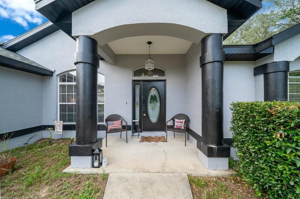 For Sale: $299,900 (3 beds, 2 baths, 1790 Square Feet)
