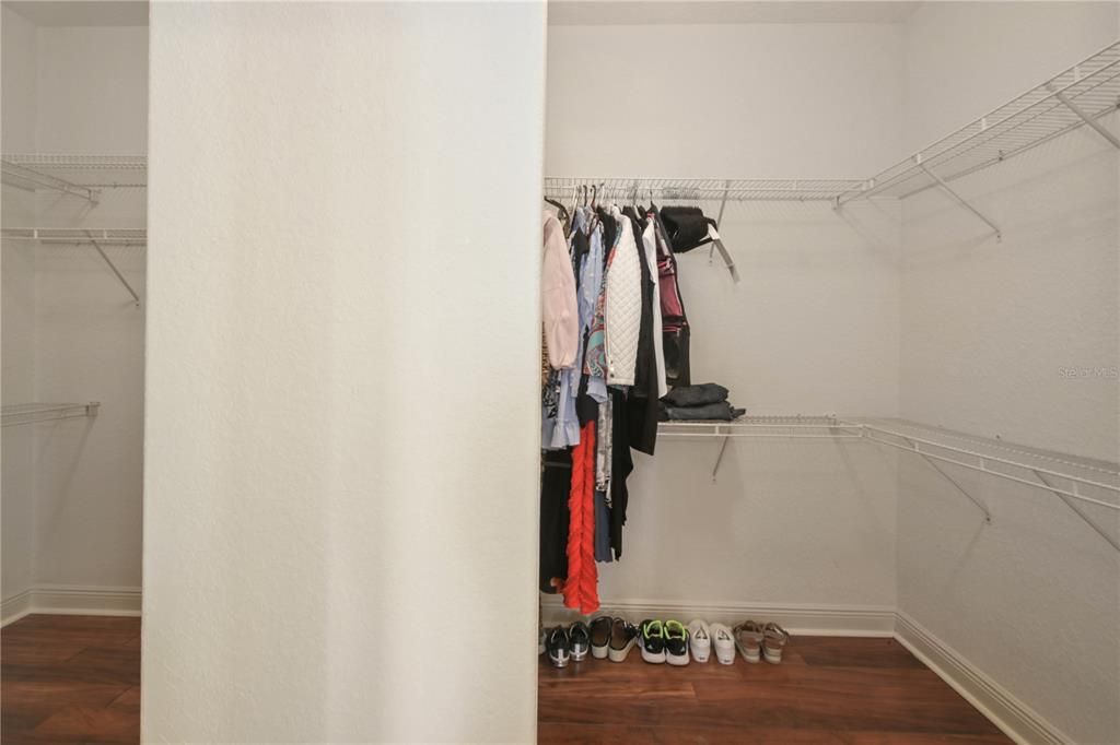 En Venta: $580,000 (3 camas, 2 baños, 2021 Pies cuadrados)