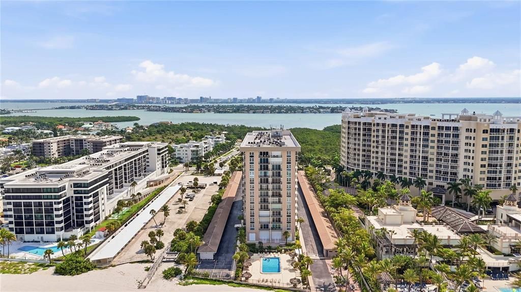 For Sale: $645,000 (1 beds, 1 baths, 1116 Square Feet)