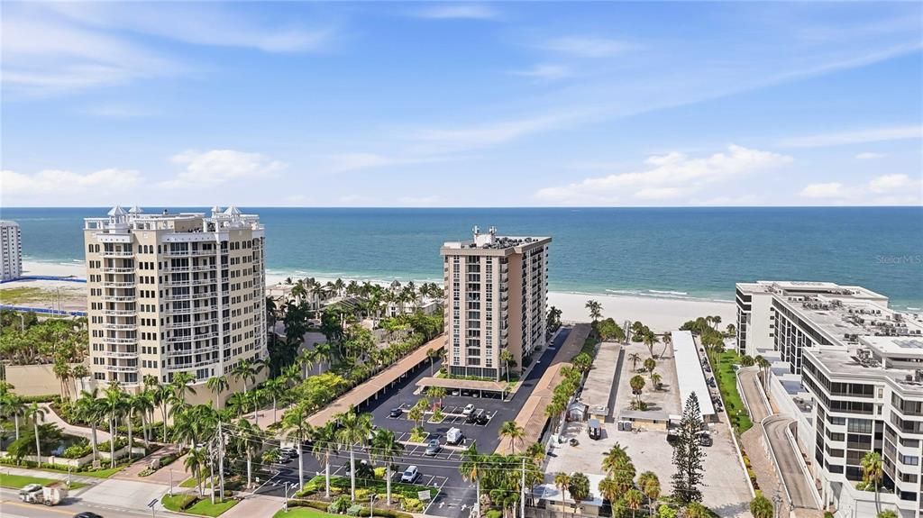 For Sale: $645,000 (1 beds, 1 baths, 1116 Square Feet)