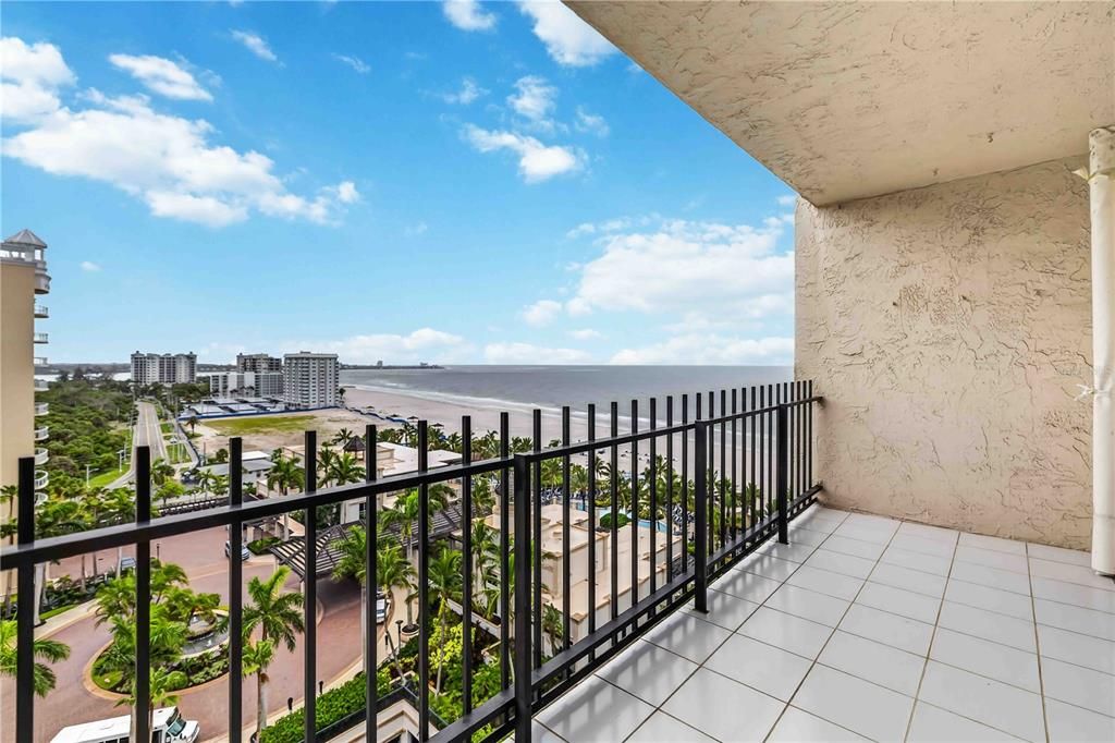 For Sale: $645,000 (1 beds, 1 baths, 1116 Square Feet)