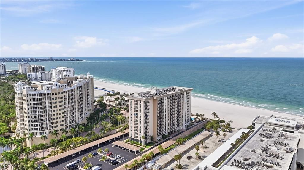 For Sale: $645,000 (1 beds, 1 baths, 1116 Square Feet)