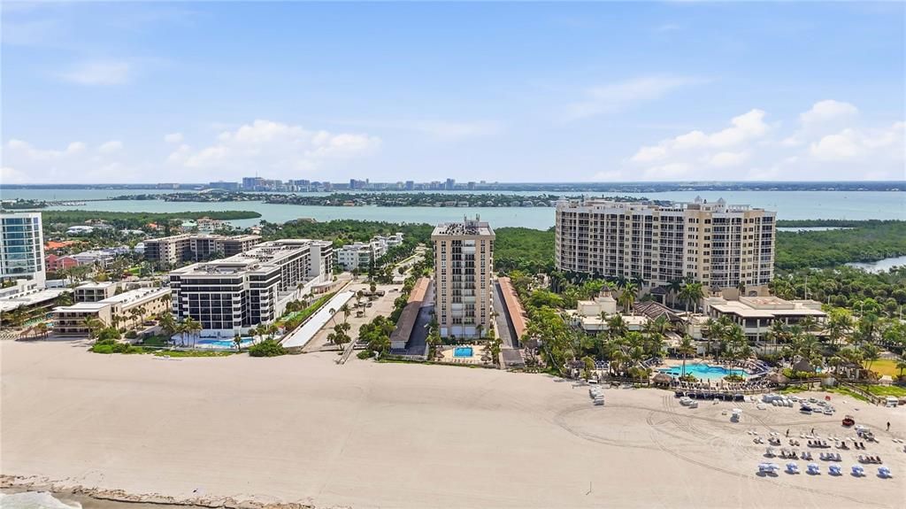 For Sale: $645,000 (1 beds, 1 baths, 1116 Square Feet)