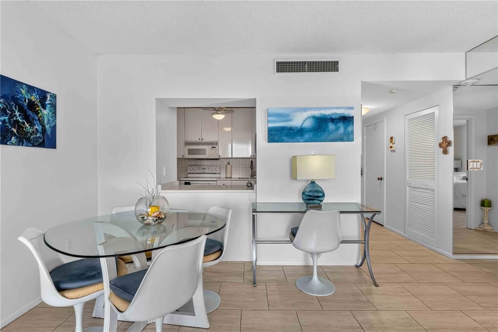 For Sale: $645,000 (1 beds, 1 baths, 1116 Square Feet)