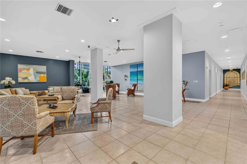 For Sale: $645,000 (1 beds, 1 baths, 1116 Square Feet)