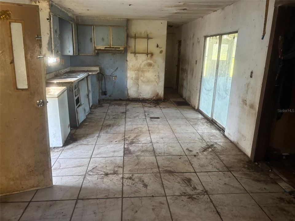En Venta: $64,000 (3 camas, 3 baños, 1510 Pies cuadrados)