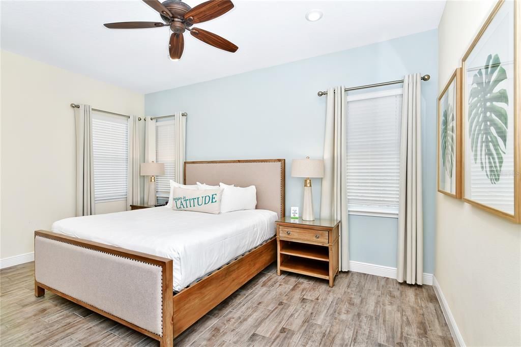 For Rent: $3,300 (2 beds, 2 baths, 1305 Square Feet)