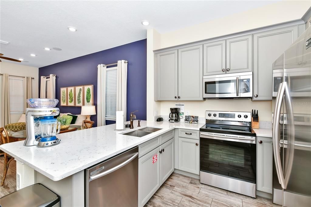 For Rent: $3,300 (2 beds, 2 baths, 1305 Square Feet)