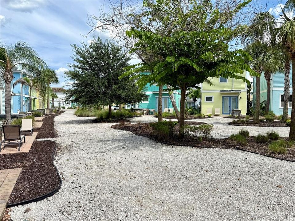 For Rent: $3,300 (2 beds, 2 baths, 1305 Square Feet)