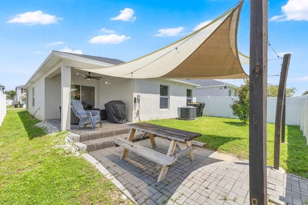 En Venta: $365,000 (3 camas, 2 baños, 1512 Pies cuadrados)