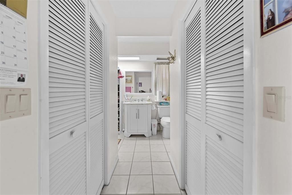 En Venta: $350,000 (3 camas, 2 baños, 2008 Pies cuadrados)