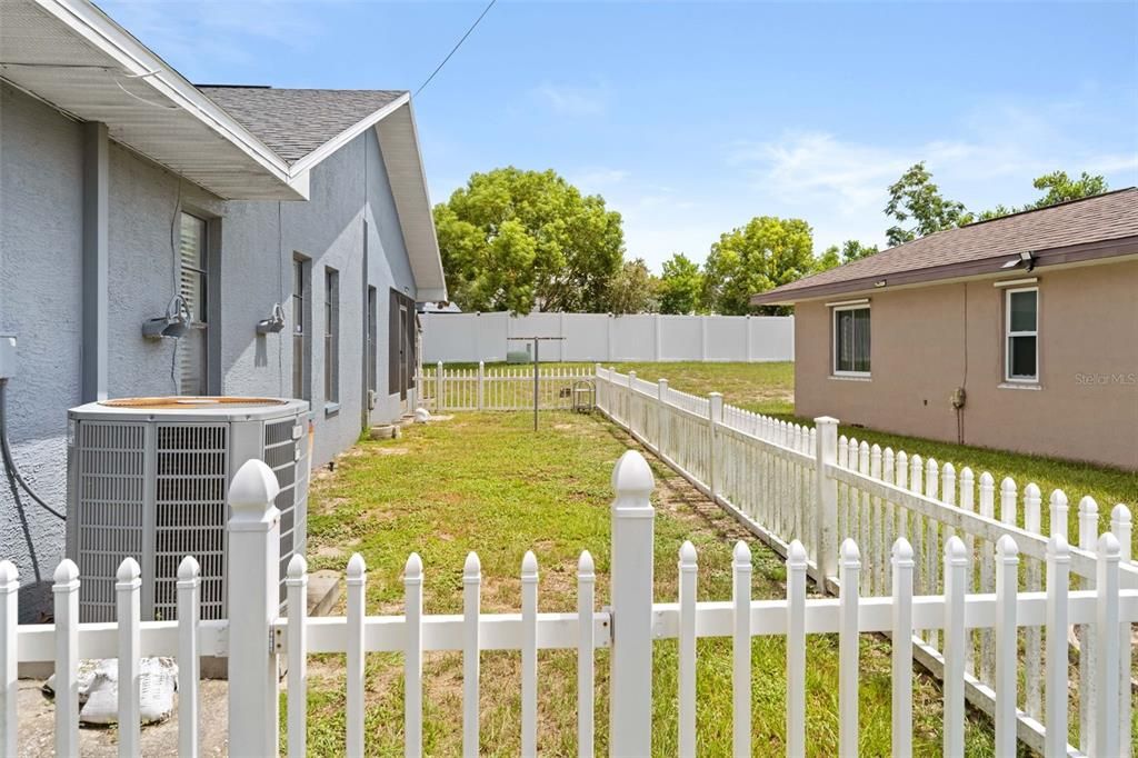 En Venta: $350,000 (3 camas, 2 baños, 2008 Pies cuadrados)