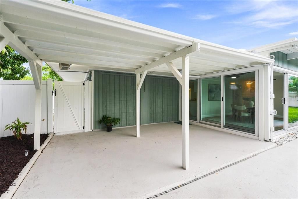 For Sale: $749,000 (3 beds, 2 baths, 1768 Square Feet)