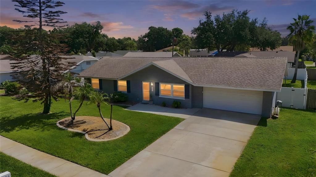 For Sale: $364,900 (3 beds, 2 baths, 1442 Square Feet)