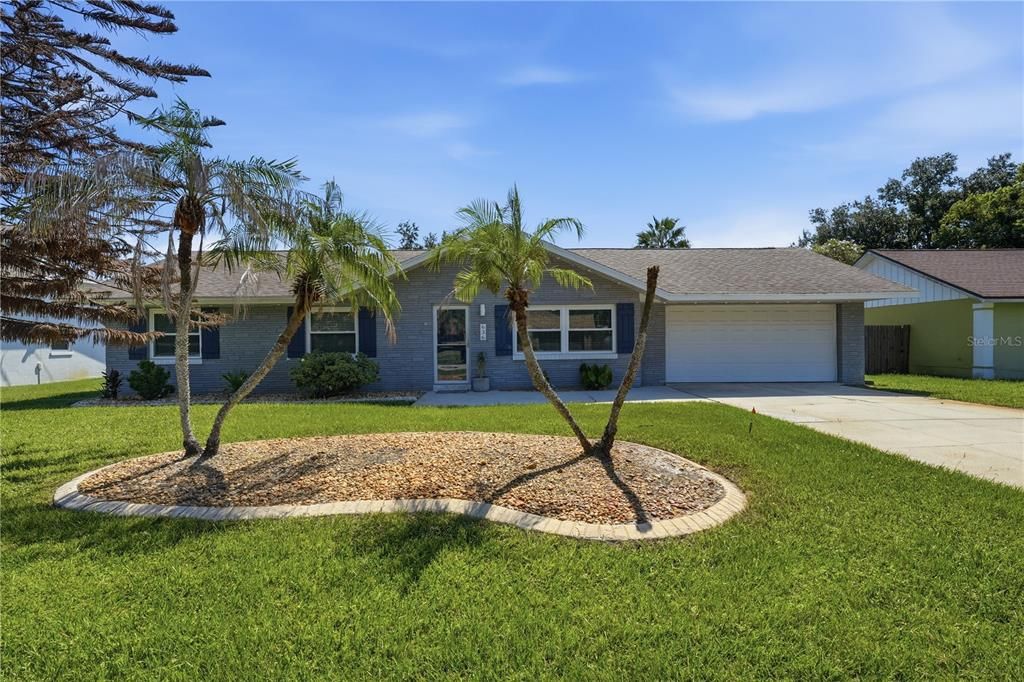 For Sale: $364,900 (3 beds, 2 baths, 1442 Square Feet)