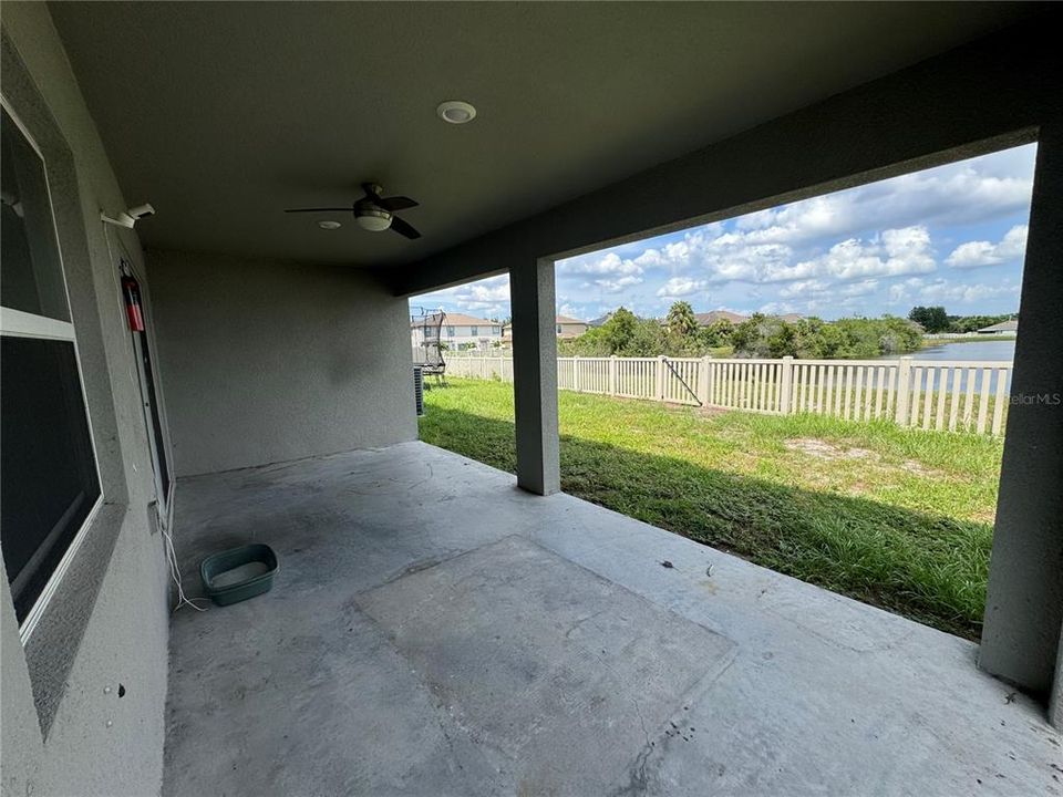 For Rent: $2,495 (3 beds, 2 baths, 1997 Square Feet)