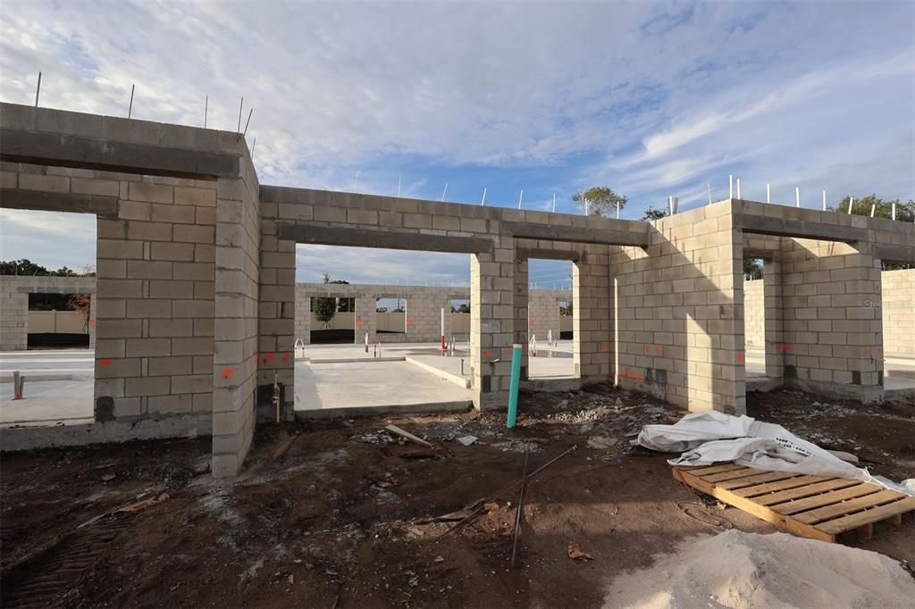На продажу: $399,990 (3 спален, 2 ванн, 1379 Квадратных фут)