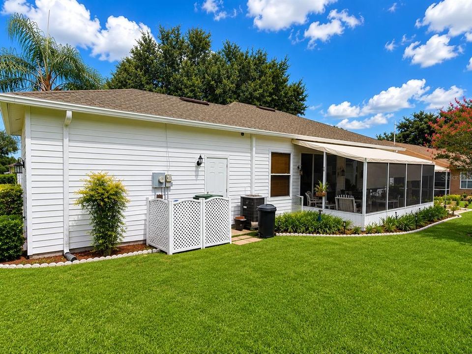 Active With Contract: $275,000 (2 beds, 2 baths, 1606 Square Feet)