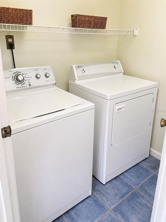 Active With Contract: $275,000 (2 beds, 2 baths, 1606 Square Feet)
