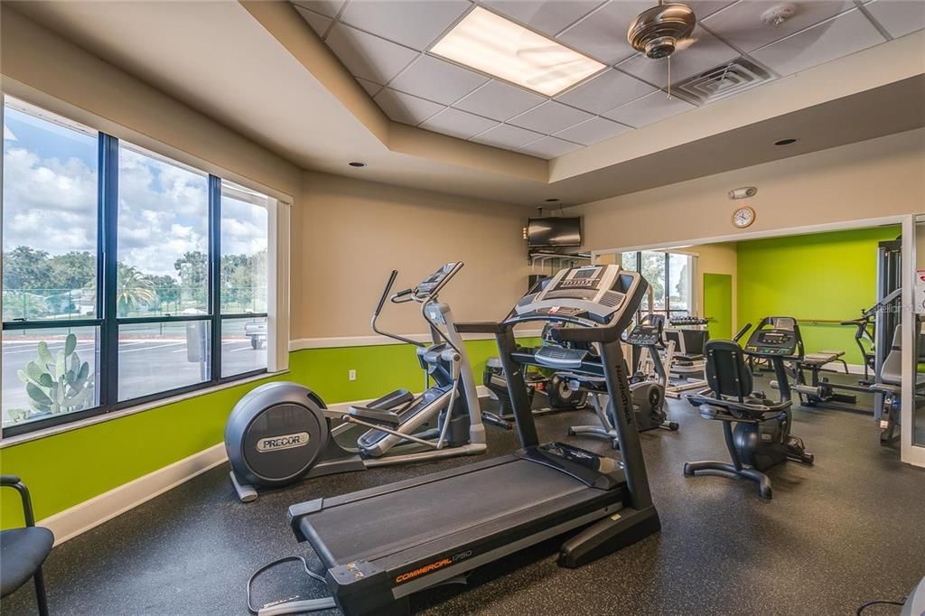 Active With Contract: $275,000 (2 beds, 2 baths, 1606 Square Feet)