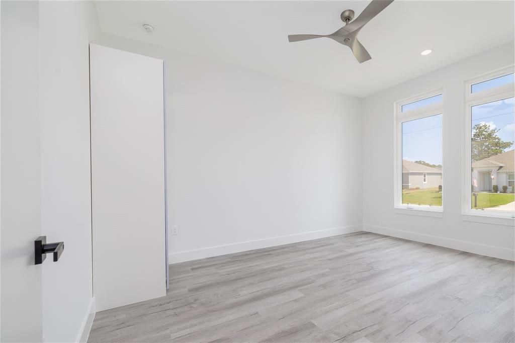 For Sale: $759,000 (4 beds, 3 baths, 2556 Square Feet)