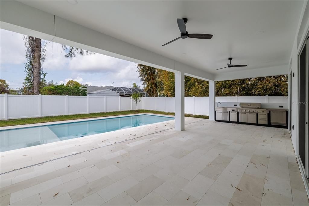 For Sale: $759,000 (4 beds, 3 baths, 2556 Square Feet)