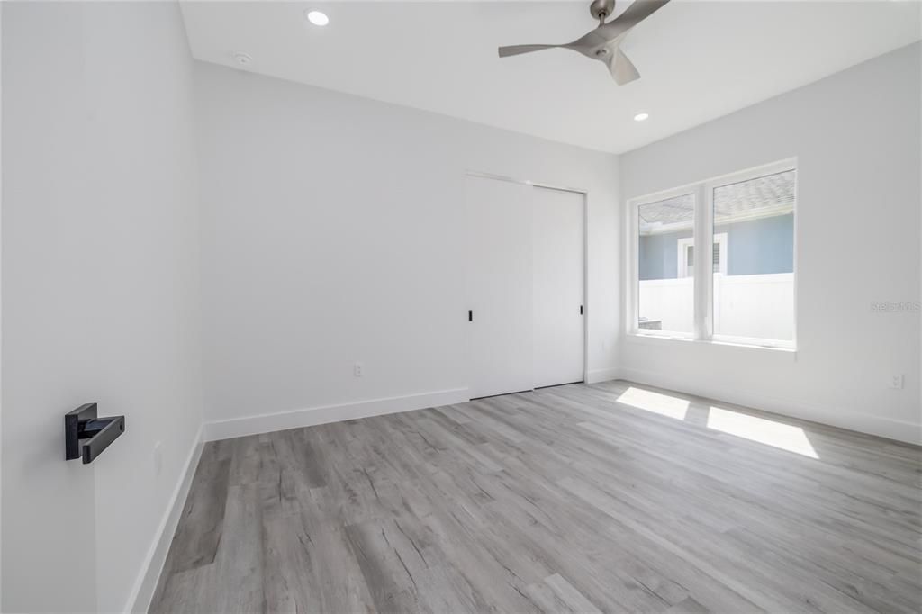 For Sale: $759,000 (4 beds, 3 baths, 2556 Square Feet)