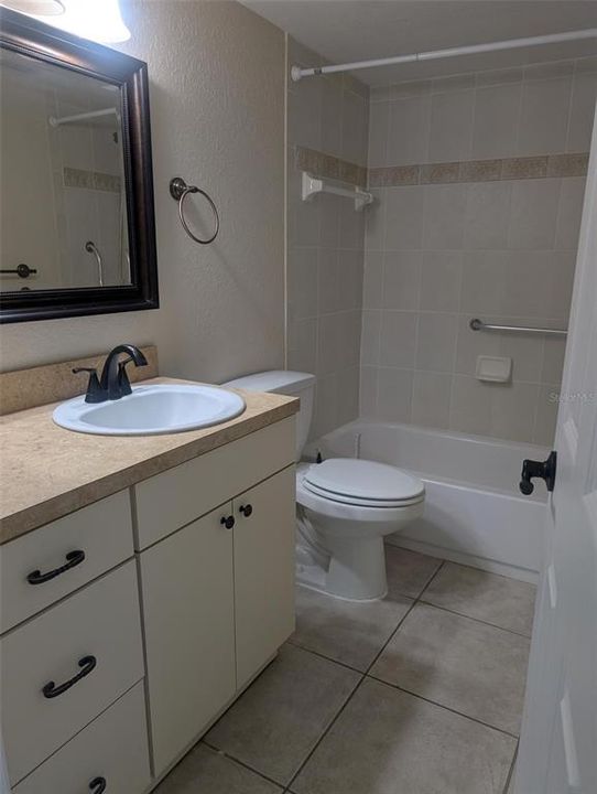 В аренду: $1,750 (2 спален, 2 ванн, 1050 Квадратных фут)
