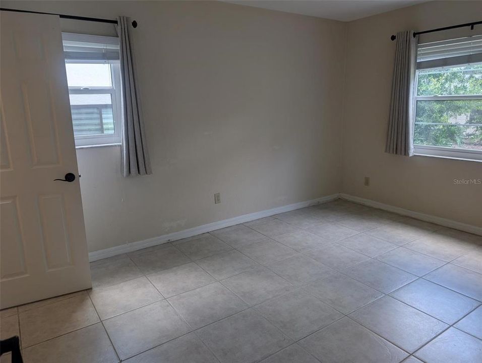 В аренду: $1,750 (2 спален, 2 ванн, 1050 Квадратных фут)