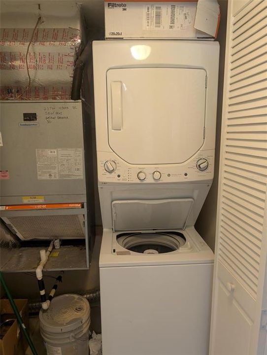 В аренду: $1,750 (2 спален, 2 ванн, 1050 Квадратных фут)