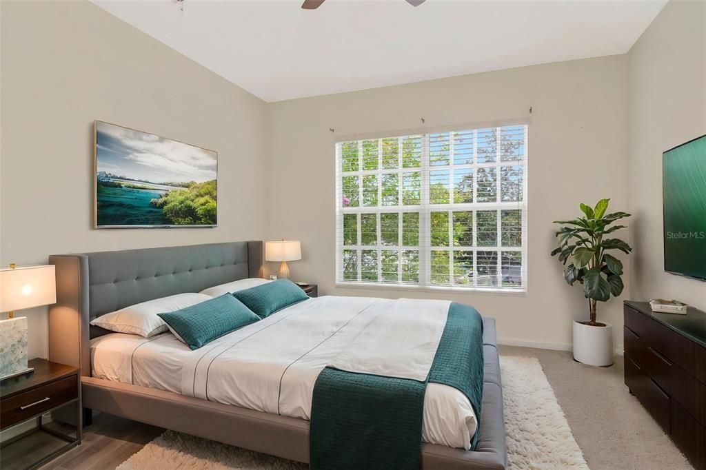 For Sale: $345,000 (3 beds, 2 baths, 1622 Square Feet)