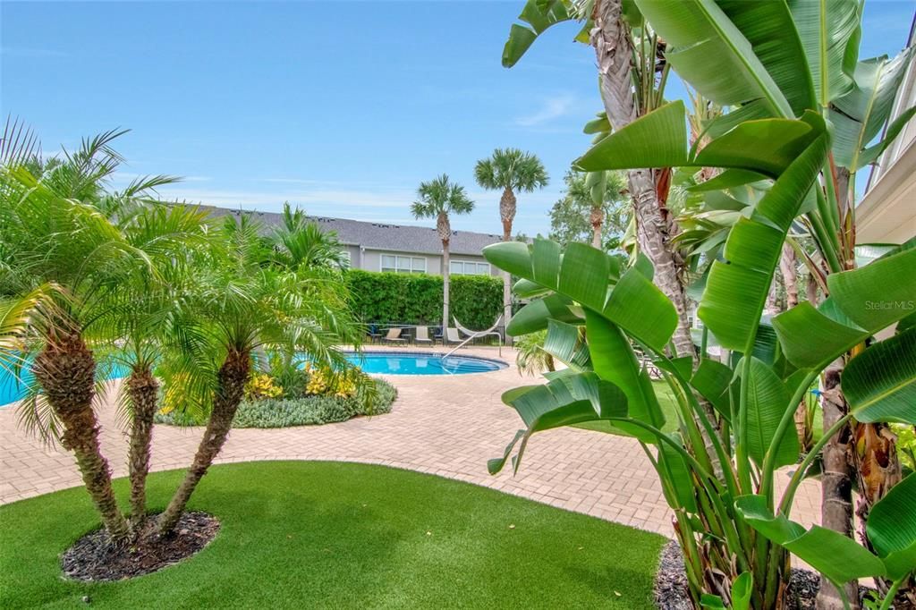 For Sale: $345,000 (3 beds, 2 baths, 1622 Square Feet)