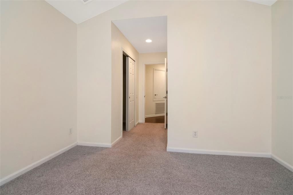 For Sale: $345,000 (3 beds, 2 baths, 1622 Square Feet)