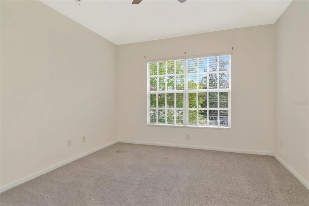 For Sale: $345,000 (3 beds, 2 baths, 1622 Square Feet)