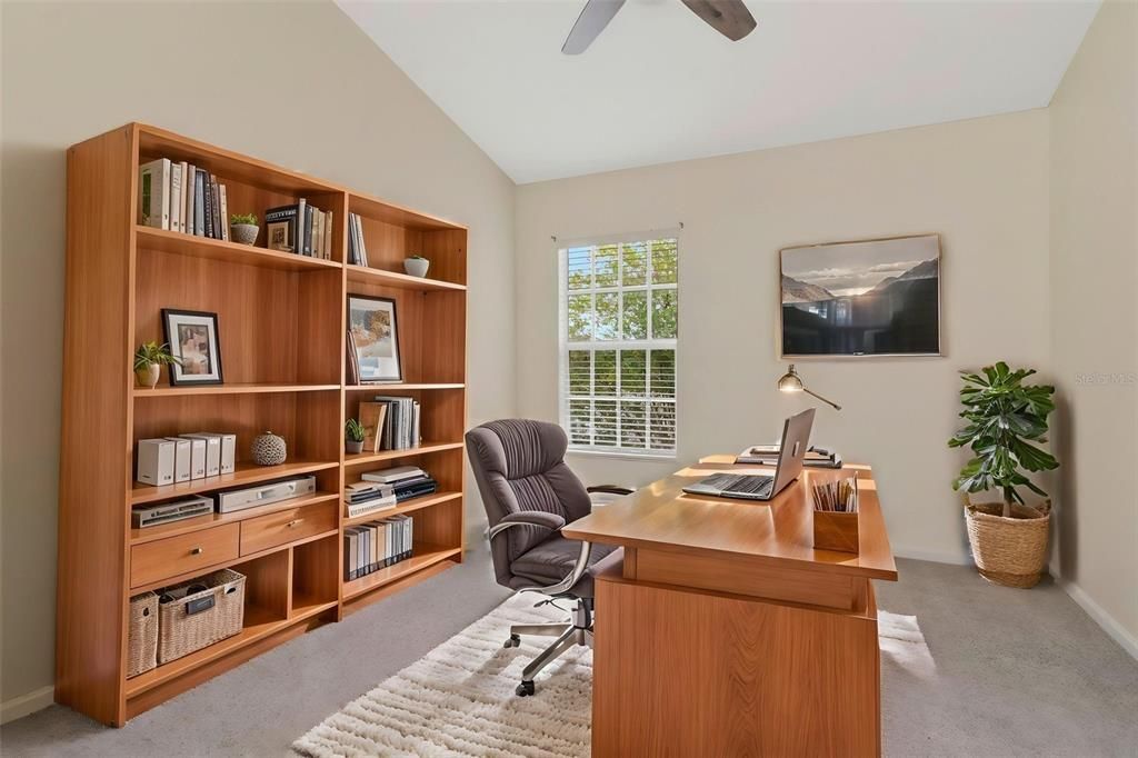 For Sale: $345,000 (3 beds, 2 baths, 1622 Square Feet)