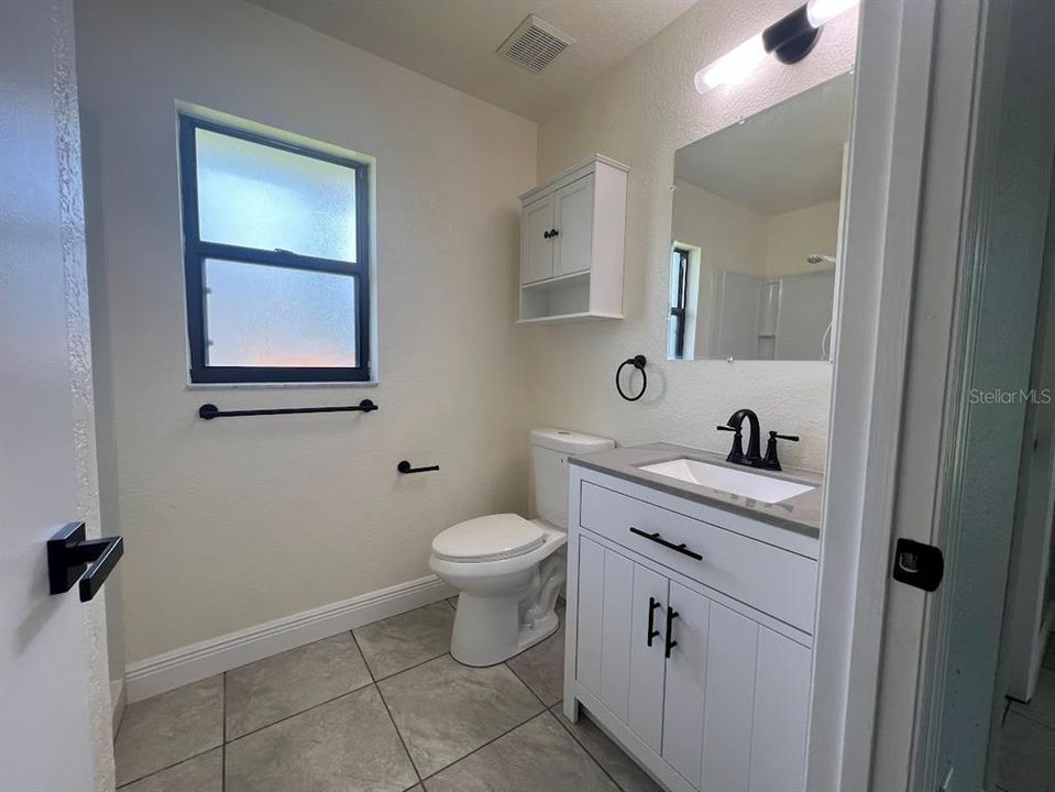 For Sale: $260,000 (3 beds, 2 baths, 1260 Square Feet)