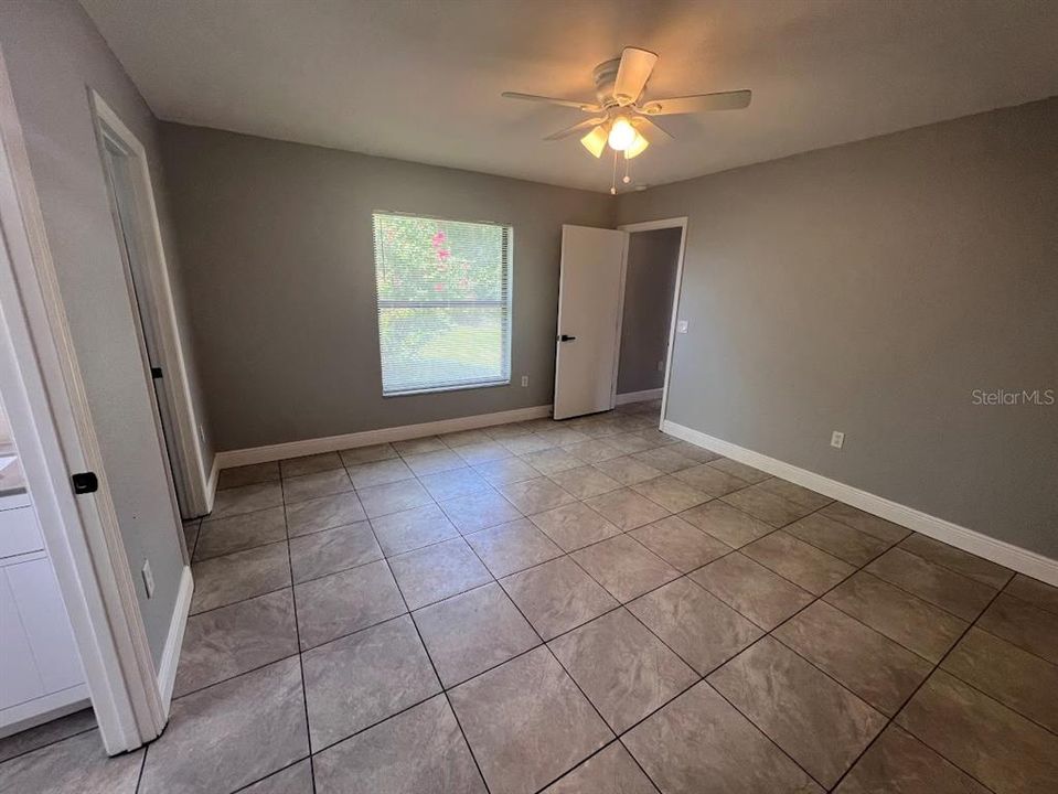 For Sale: $260,000 (3 beds, 2 baths, 1260 Square Feet)