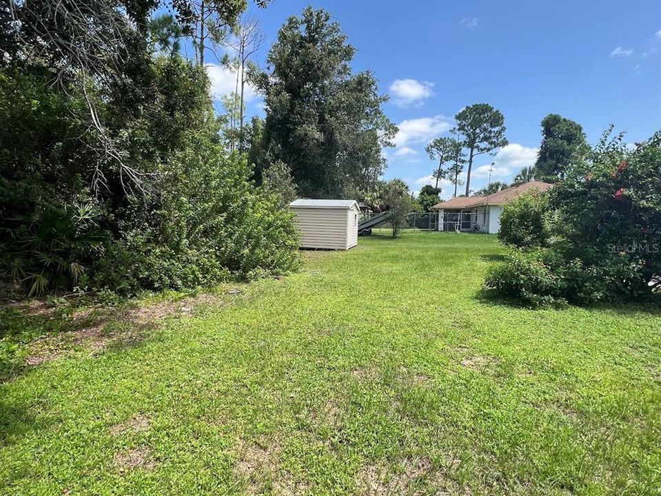 For Sale: $260,000 (3 beds, 2 baths, 1260 Square Feet)