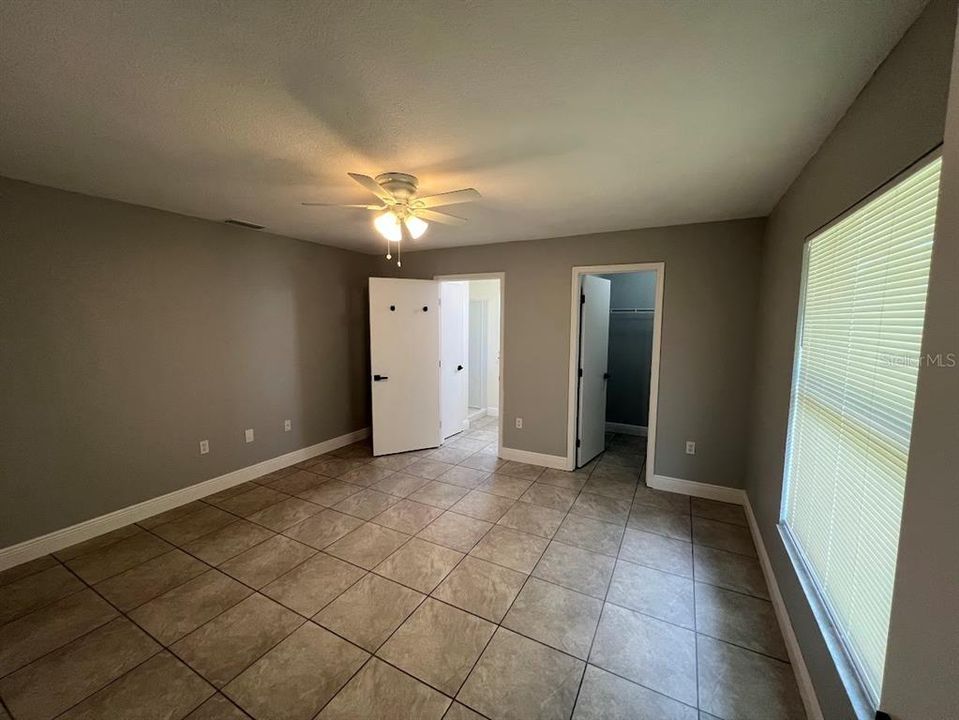 For Sale: $260,000 (3 beds, 2 baths, 1260 Square Feet)