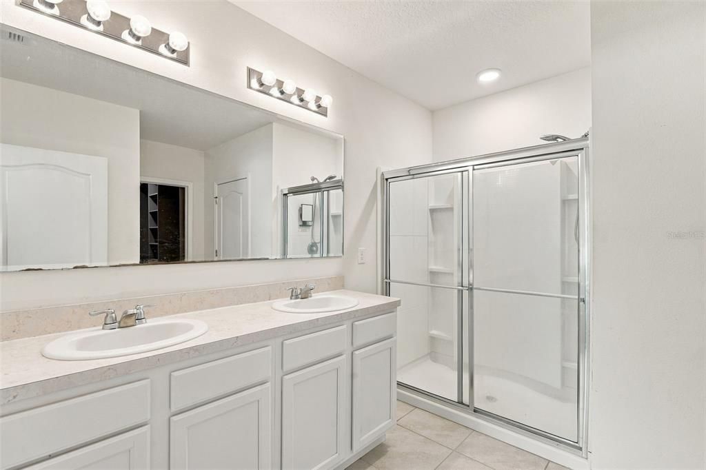 For Sale: $360,000 (4 beds, 2 baths, 1846 Square Feet)