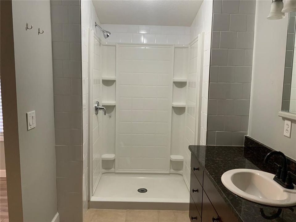 На продажу: $275,000 (3 спален, 2 ванн, 1296 Квадратных фут)