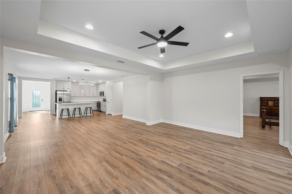 For Sale: $410,000 (3 beds, 2 baths, 2090 Square Feet)
