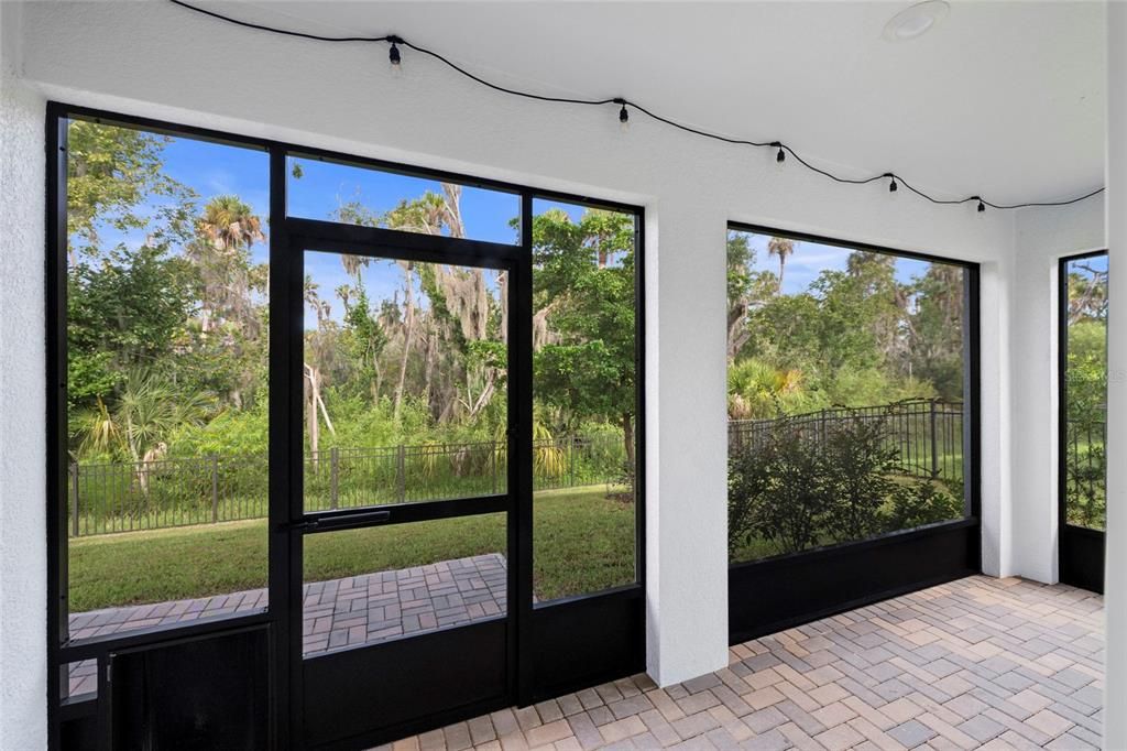 For Sale: $410,000 (3 beds, 2 baths, 2090 Square Feet)