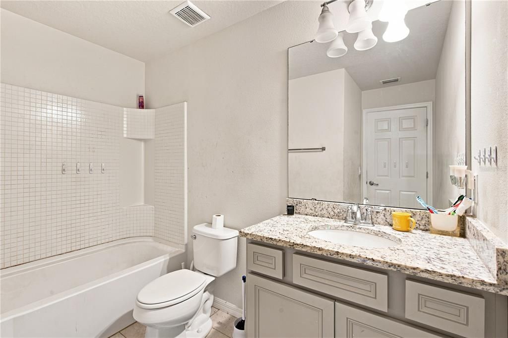 For Sale: $330,000 (3 beds, 2 baths, 1880 Square Feet)